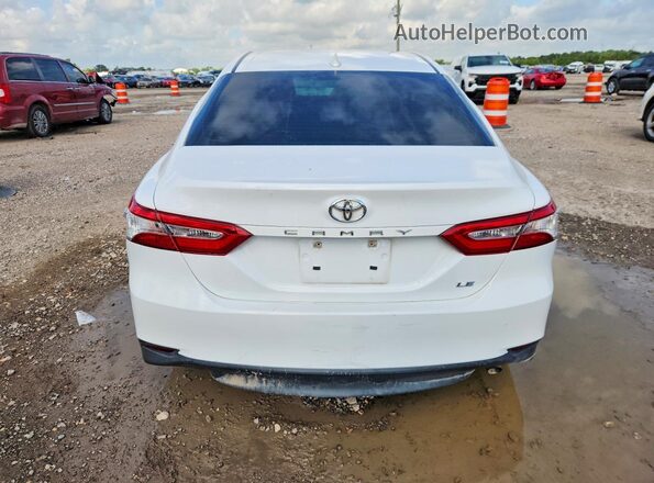 4T1B11HK5KU243019 2019 TOYOTA CAMRY White Front interior view