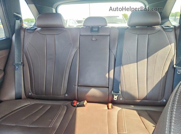 5UXKT0C59G0S75687 2016 BMW X5 Black Սալոնի հետևի տեսք