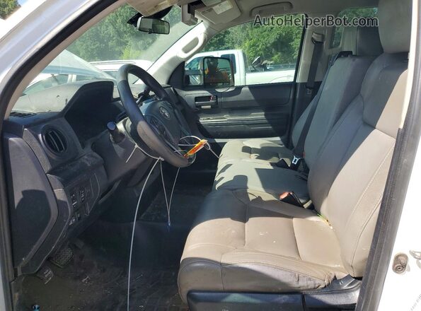 5TFRY5F12JX241144 2018 TOYOTA TUNDRA White Vista del salpicadero