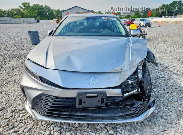 4T1DAACK2SU014491 2025 TOYOTA CAMRY Серебряный Вид сзади