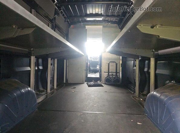 3C6URVJG8KE548815 2019 RAM PROMASTER Blue Vista interior delantera