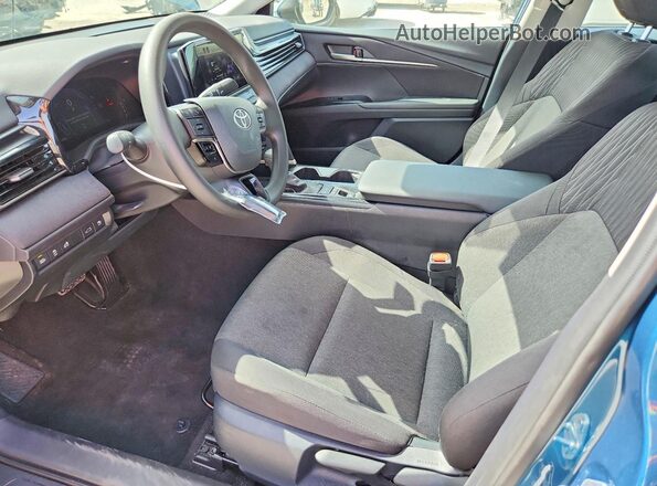 4T1DAACK9TU301697 2026 TOYOTA CAMRY Blue Սալոնի դիմացի տեսք