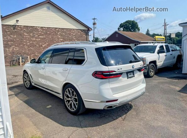 5UX23EM0XS9X97121 2025 BMW X7 White Задня права чверть