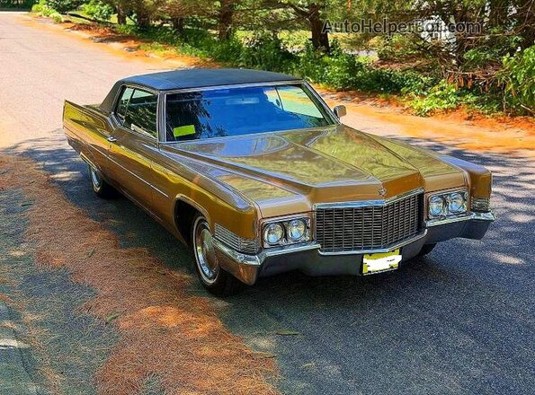 J0292047000000000 1970 CADILLAC DEVILLE Tan Trasero izquierdo