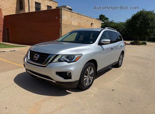 5N1DR2MN8JC624231 2018 NISSAN PATHFINDER Silver Trasero derecho