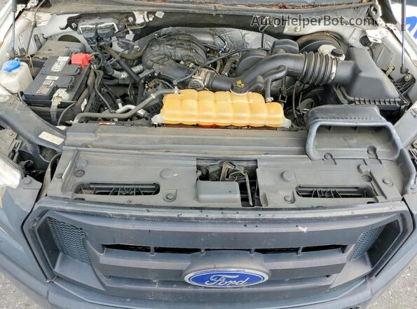 1FTMF1C87HKE46332 2017 FORD F150 Белый Вид подкапотного пространства