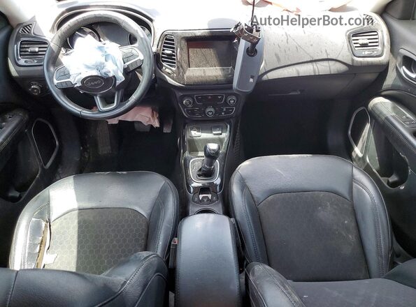3C4NJCBB4KT676847 2019 JEEP COMPASS Blue Widok zestawu wskaźników