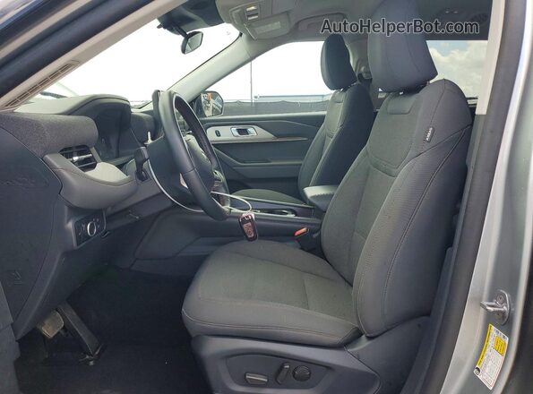 1FMUK7DH8SGA18997 2025 FORD EXPLORER Silver Vista del salpicadero