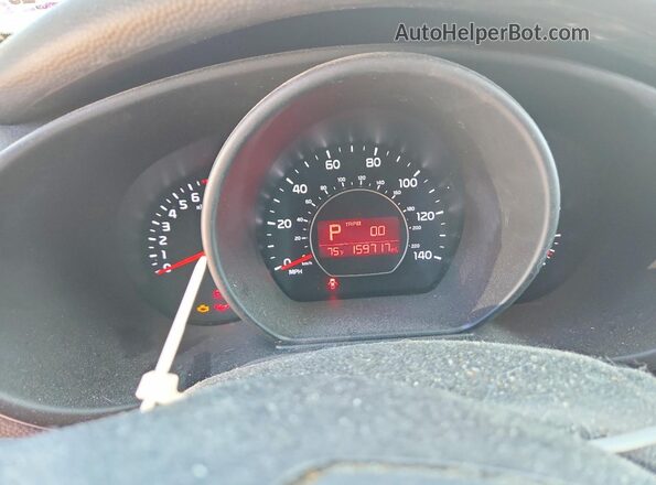 KNDJP3A53J7587508 2018 KIA SOUL Blue Вид задніх сидінь