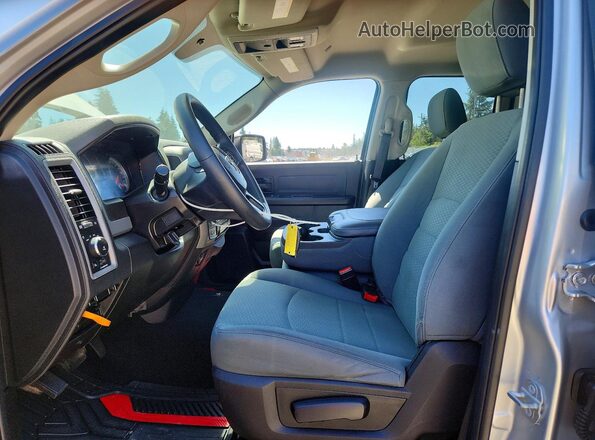 1C6RR7FG2KS502145 2019 RAM 1500 Silver Dashboard view