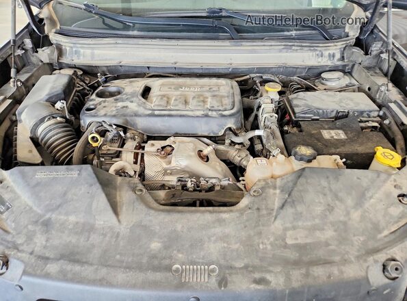 1C4PJMDN1KD207615 2019 JEEP CHEROKEE Серый Вид наклейки с VIN-кодом