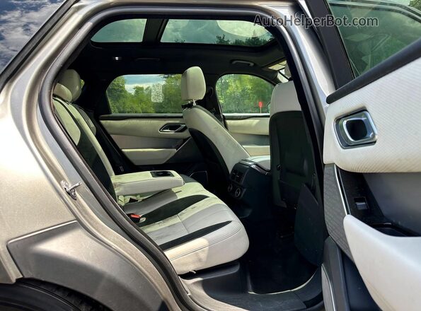 SALYK2FV3LA295050 2020 LAND ROVER RANGE Gray Vista interior delantera