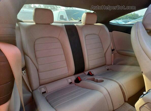 WDDWJ4JB1HF581313 2017 MERCEDES-BENZ C White Vista interior trasera
