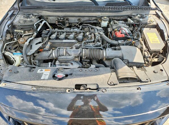 1HGCV1F33JA091980 2018 HONDA ACCORD Black Widok komory silnika