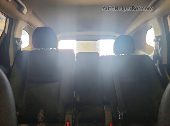 5N1AT2MV4HC817667 2017 NISSAN ROGUE White Սալոնի հետևի տեսք