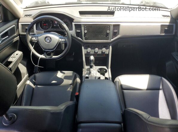 1V2CP2CA2JC592850 2018 VOLKSWAGEN ATLAS White Սարքավորումների վահանակի տեսք