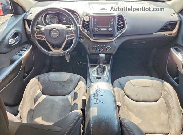 1C4PJLAS5HW617352 2017 JEEP CHEROKEE Red Вид щитка приладів