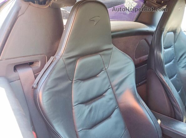 SBM11FAA8GW005912 2016 MCLAREN 650S Purple Հետևի նստատեղերի տեսք