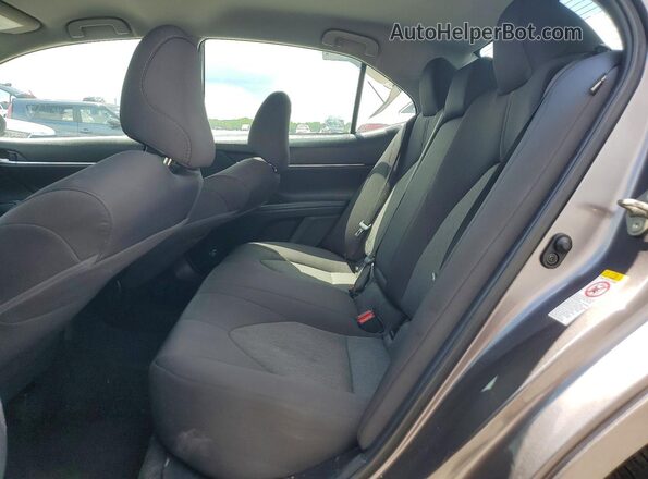 4T1B11HKXKU718745 2019 TOYOTA CAMRY Gray Սալոնի հետևի տեսք