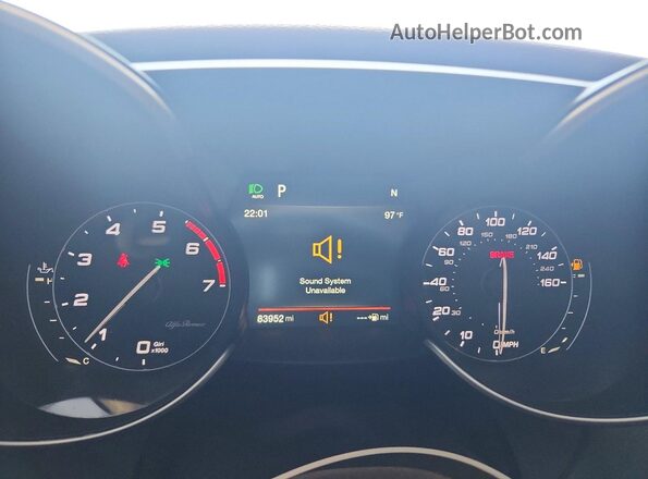 ZARFAECN8J7595755 2018 ALFA ROMEO GIULIA Red უკანა სავარძლების ხედი