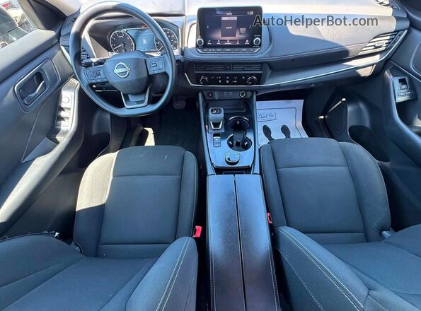 5N1BT3AB3SC795480 2025 NISSAN ROGUE Silver ხელსაწყოთა პანელის ხედი