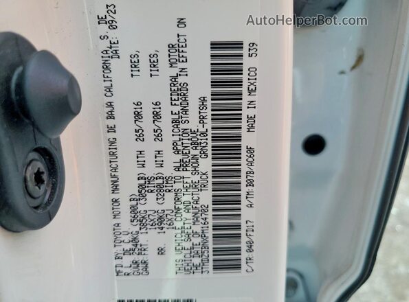 3TMDZ5BNXPM164702 2023 TOYOTA TACOMA White VIN կոդի պիտակի տեսք