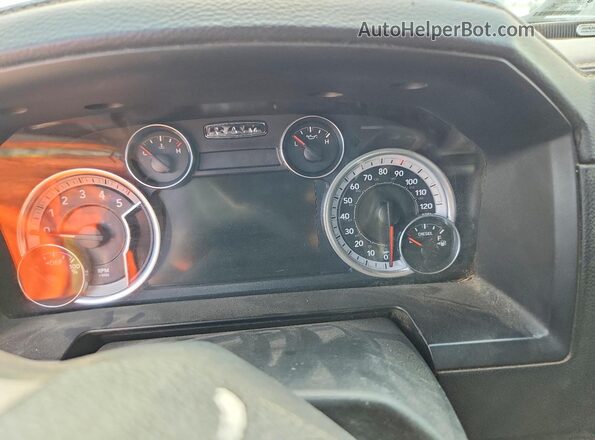 1C6RR7NM9GS344143 2016 RAM 1500 Silver უკანა სავარძლების ხედი