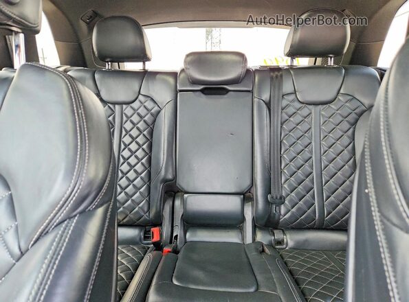WA1A4AFY6J2028901 2018 AUDI SQ5 Black Սալոնի հետևի տեսք