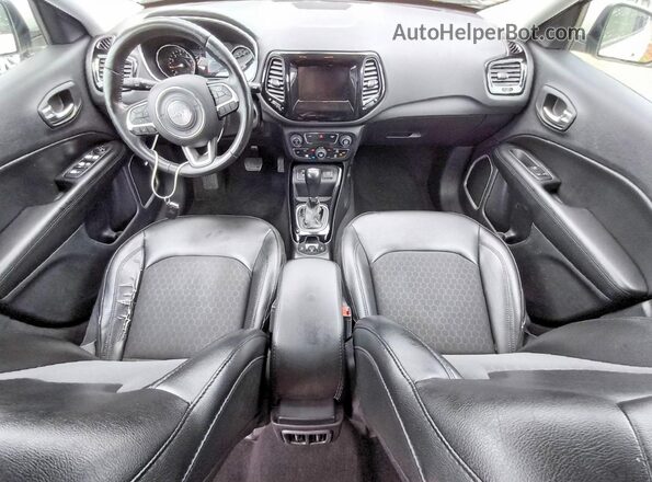 3C4NJCBB3KT726010 2019 JEEP COMPASS White Սարքավորումների վահանակի տեսք