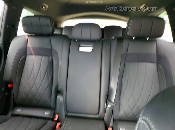 4JGFF8KE8TB629039 2026 MERCEDES-BENZ GLS Silver Widok wnętrza z tyłu