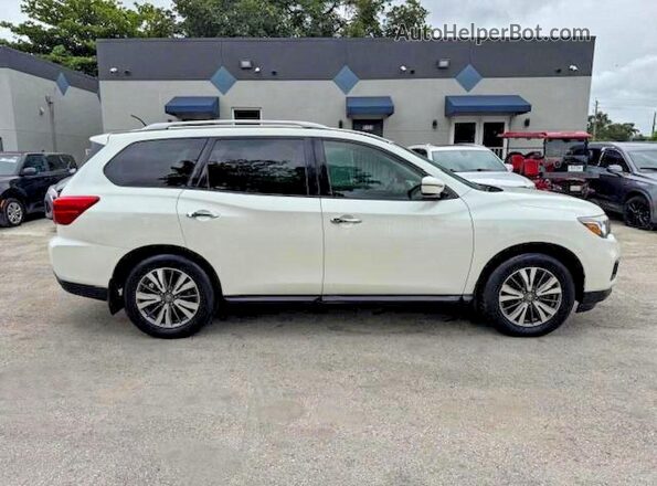 5N1DR2MM1HC627750 2017 NISSAN PATHFINDER White Панорамний вид салону 360°