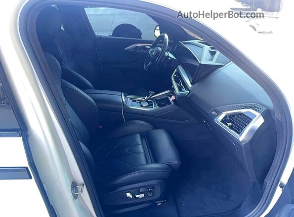 5YM23CS02R9U56161 2024 BMW OTHER White Widok z tyłu