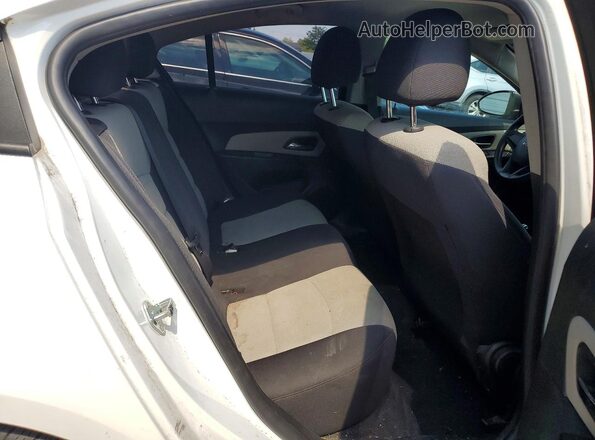 1G1PA5SH7G7202873 2016 CHEVROLET CRUZE White Սալոնի հետևի տեսք
