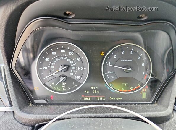 WBXHT3C34J5K27989 2018 BMW X1 Gray Հետևի նստատեղերի տեսք