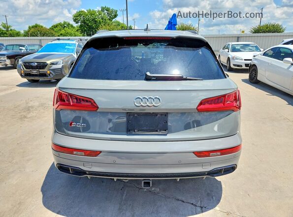 WA1B4AFY4K2101138 2019 AUDI SQ5 Gray Front interior view