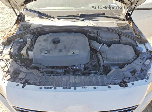 YV126MFK9G2392265 2016 VOLVO S60 White ძრავის განყოფილების ხედი