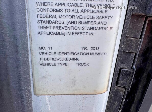 1FDBF8ZV3JKB34846 2018 FORD TRANSIT Белый Вид задней части салона