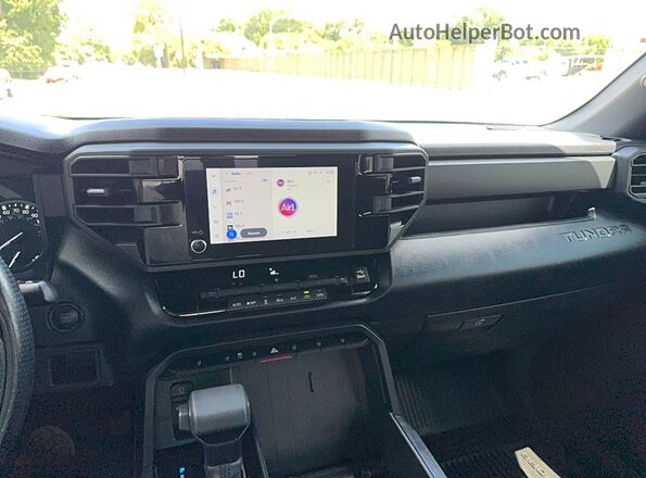 5TFKB5AB4TX052680 2026 TOYOTA TUNDRA Gray Vista de los asientos traseros