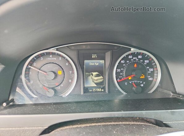 4T1BF1FK3HU327207 2017 TOYOTA CAMRY Gray Հետևի նստատեղերի տեսք