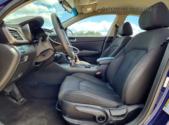 5XXGT4L34JG214413 2018 KIA OPTIMA Blue Widok deski rozdzielczej