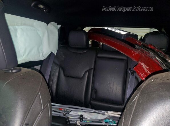 3C4NJDCN4ST552897 2025 JEEP COMPASS Red Rear interior view
