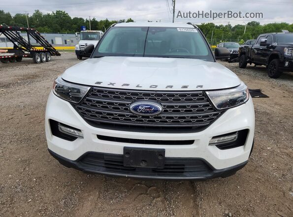 1FMSK8DHXMGA02641 2021 FORD EXPLORER White Widok z tyłu