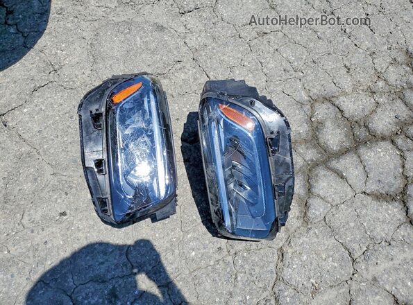 W1N4M4GB8SW381917 2025 MERCEDES-BENZ GLB-CLASS Black 360 interior view