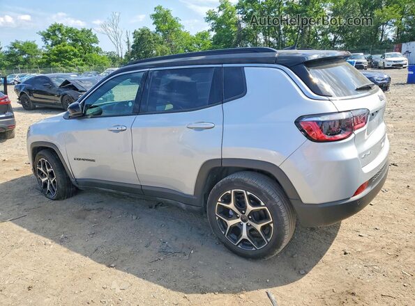 3C4NJDCN9ST545458 2025 JEEP COMPASS Silver უკანა მარჯვენა