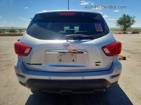 5N1DR2MM7HC659165 2017 NISSAN PATHFINDER Silver Սալոնի դիմացի տեսք