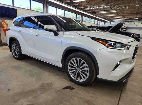 5TDKBRCH8SS648596 2025 TOYOTA HIGHLANDER White წინა ხედი