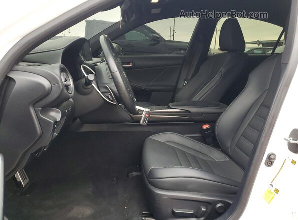 JTHGZ1B21R5079749 2024 LEXUS IS Белый Вид панели приборов