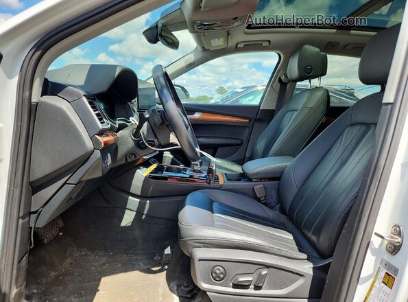 WA1EAAFY1P2046421 2023 AUDI Q5 White Вид панелі приладів