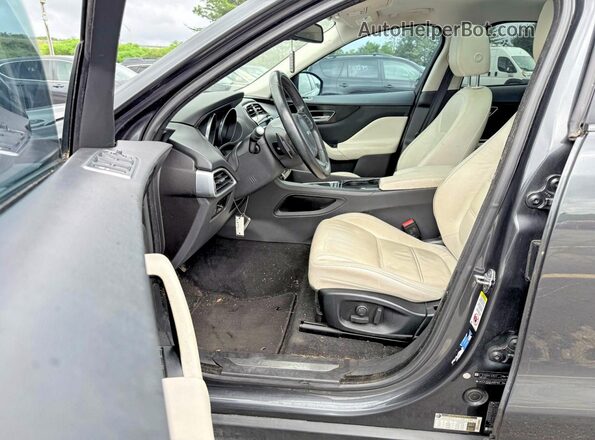 SADCK2BN0HA087453 2017 JAGUAR F-PACE Green Vista del compartimento del motor