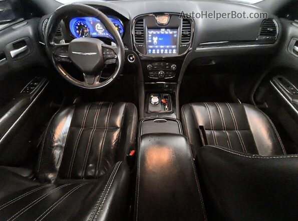 2C3CCAGGXKH536826 2019 CHRYSLER 300 Синий Вид щитка приборов